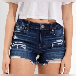 American Eagle Size 6 Next Level Stretch Midi Distressed Denim Shorts